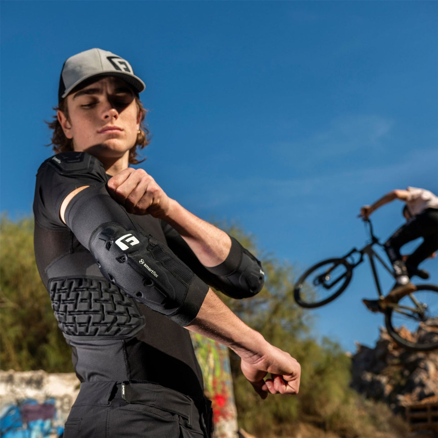 G-Form cycling protection Pro-X4 Elbow Guard