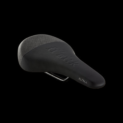 Fizik Gravita Alpaca X5 + Tool Kit Mens MTB Bike Saddle