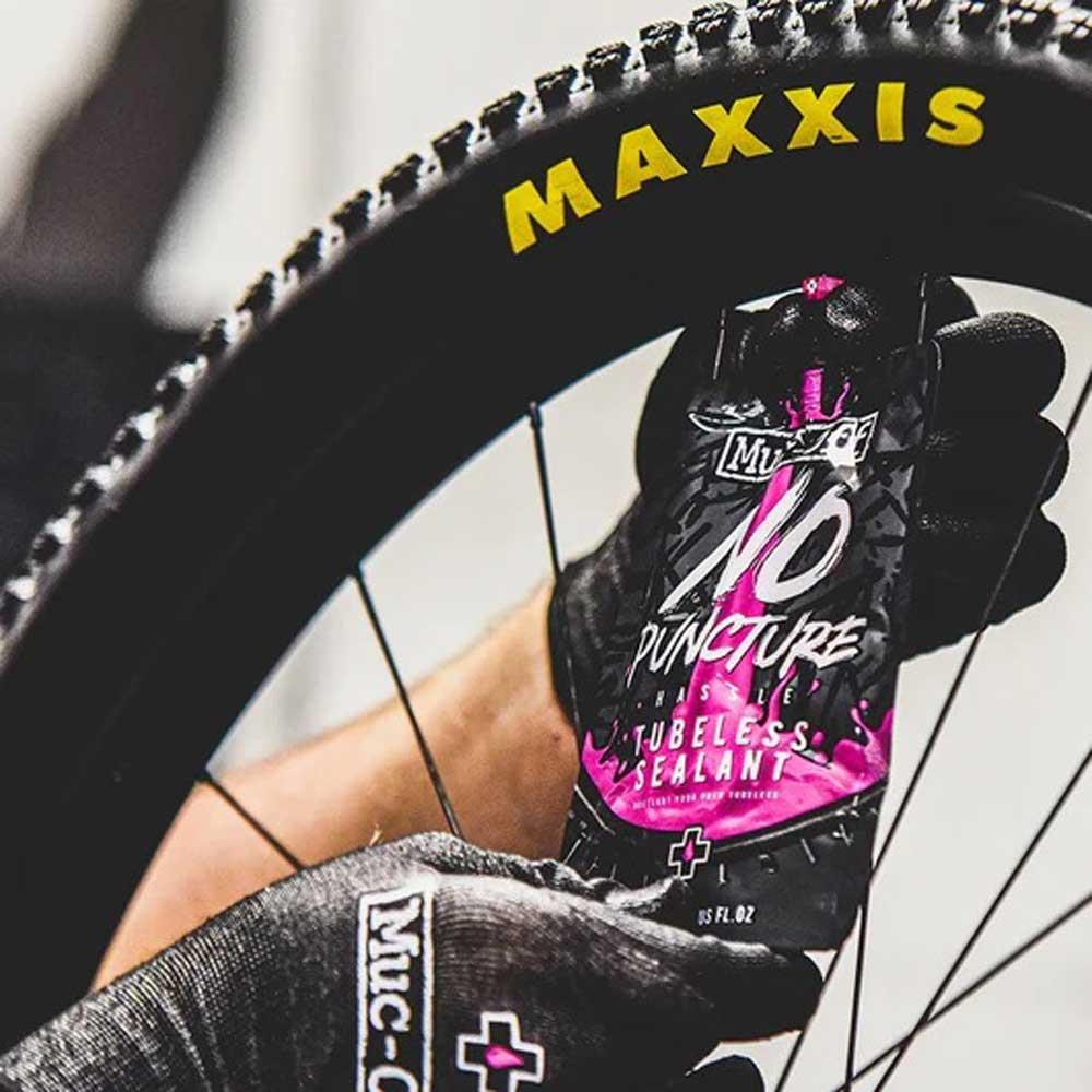 Muc-Off Bike Ultimate Tubeless Setup Kit – Sprocket Gear - Main Image