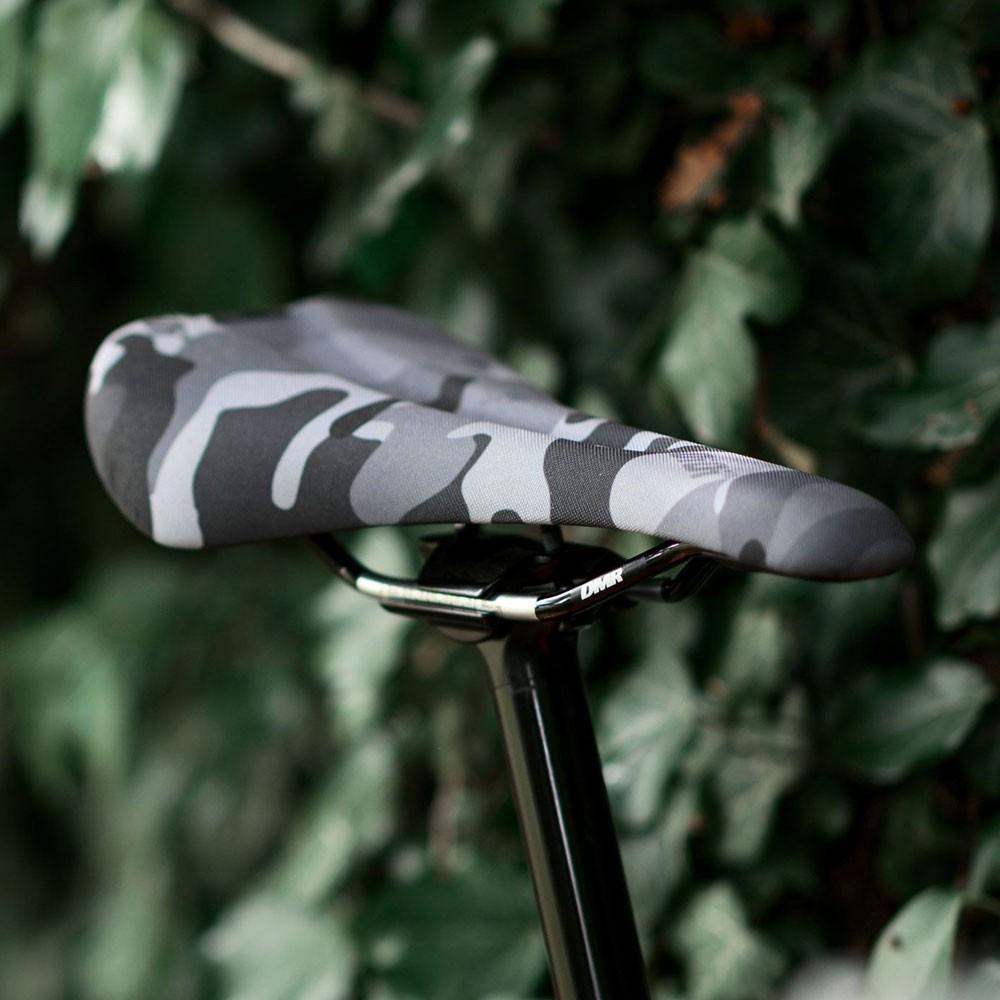 DMR OiOi Saddle - Sprocket &amp; Gear